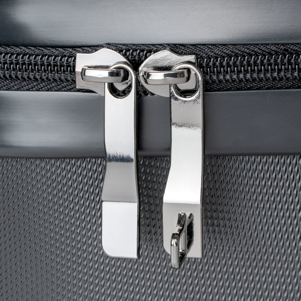 HATMANSHADOW Branded Lightweight Luggage